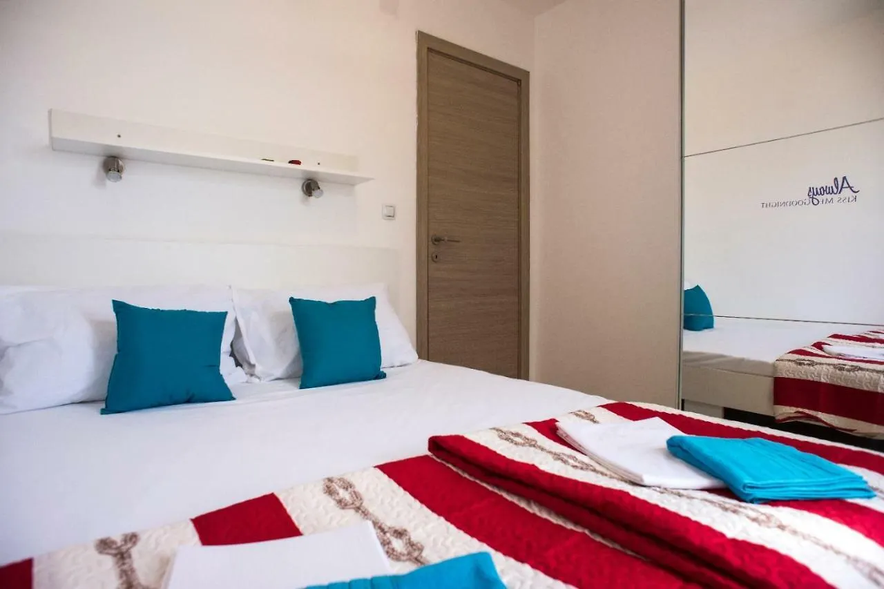 Apartments Svijet Mora Povljana 0*,